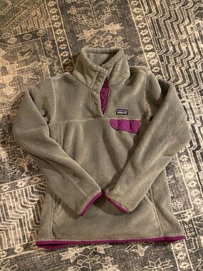 Patagonia Gray Fleece Pullover with Purple Trim